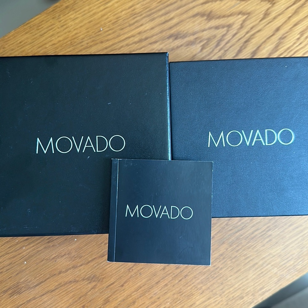 MOVADO Box, Watch Display Box, Operating Instructions